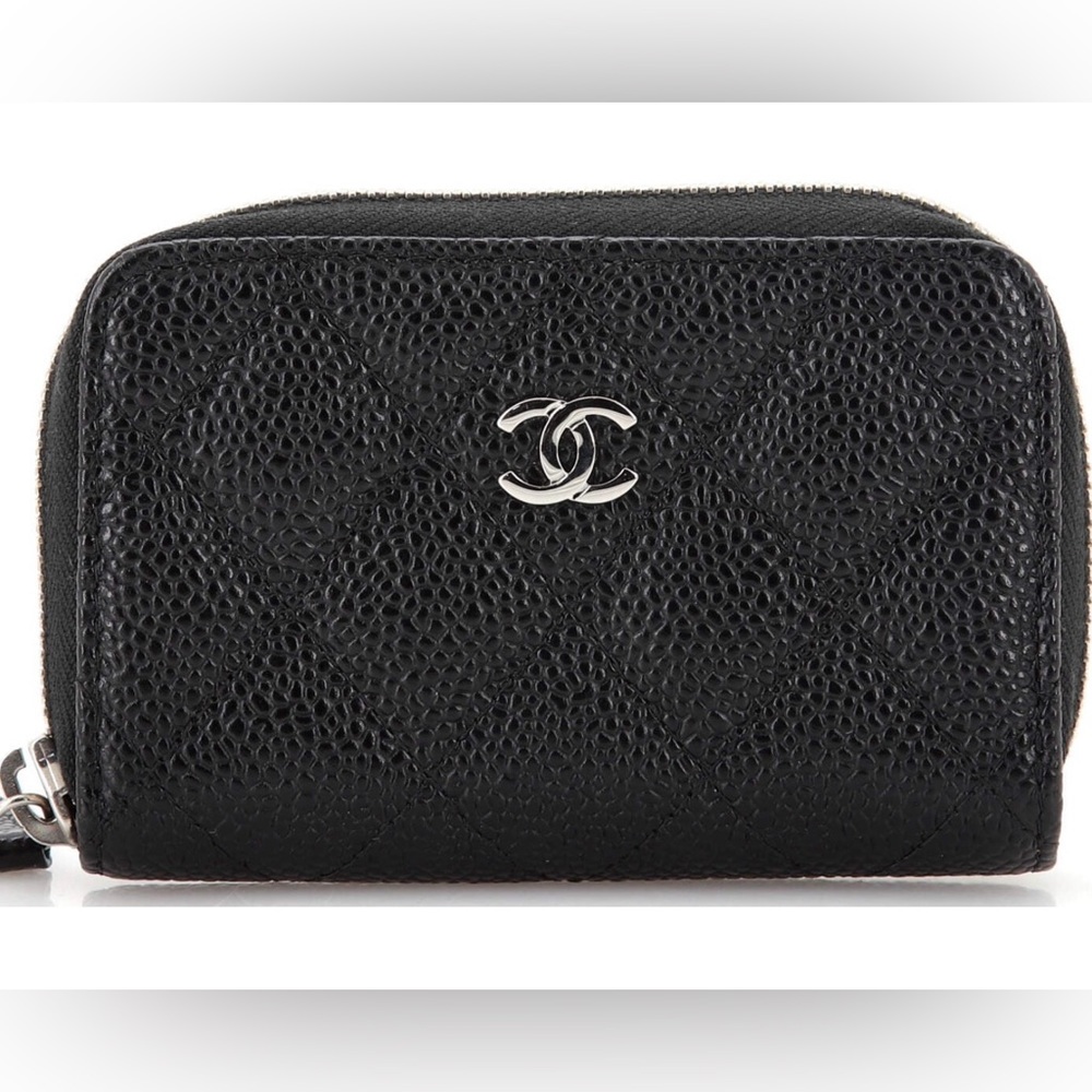 Beautiful Chanel Zippy Small Wallet in black caviar mint condition!